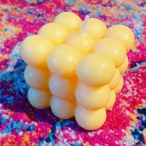 YELLOW BALL CUBE CANDLE